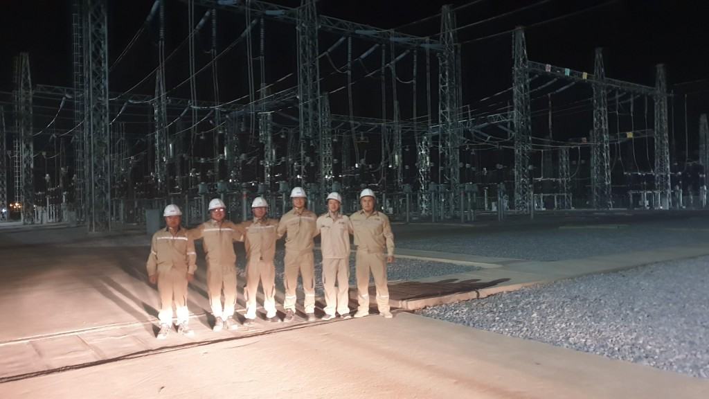 Đội công trình thí nghiệm điện ETRC tại công trường Nhiệt điện Hải Dương